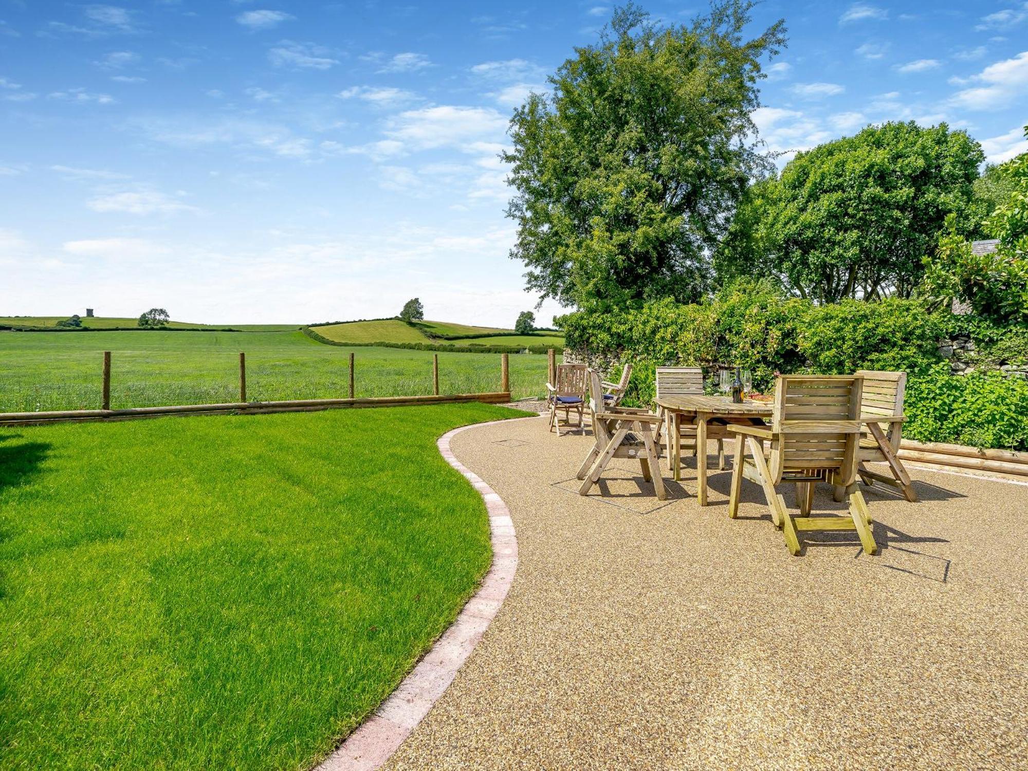 Rose Garden Cottage Heversham Bagian luar foto